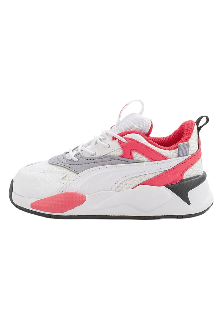 Zapatos blancos para niño