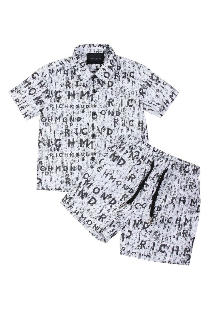 Conjunto blanco para niño