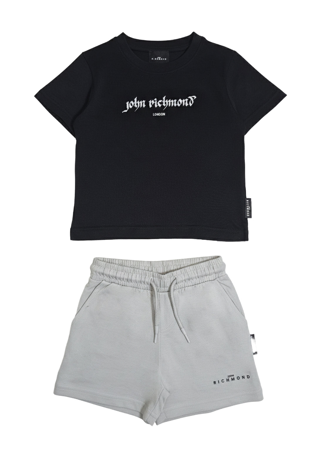 Conjunto negro y gris para niño