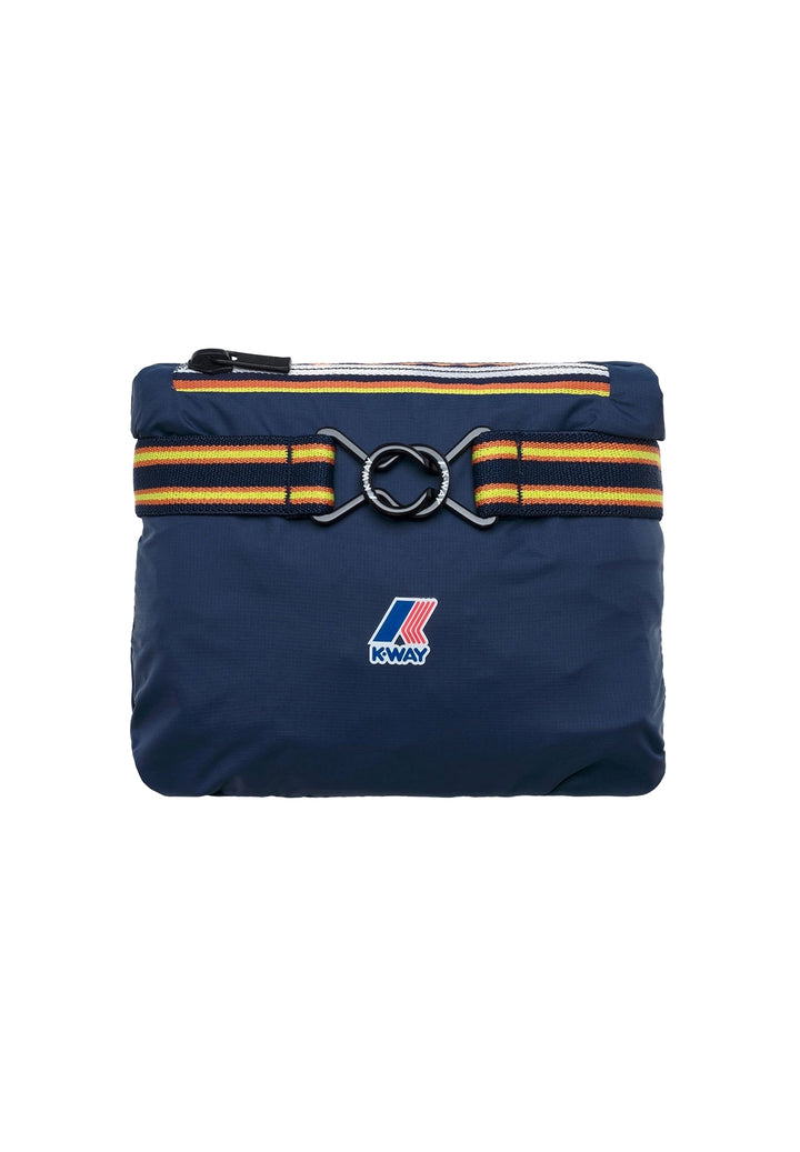 Chaqueta azul insignia para niño
