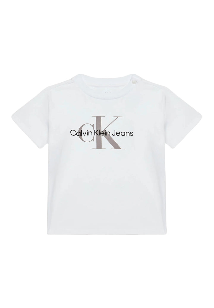 Conjunto blanco y negro para niño