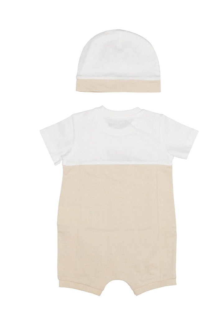 Conjunto de pelele beige para recién nacido