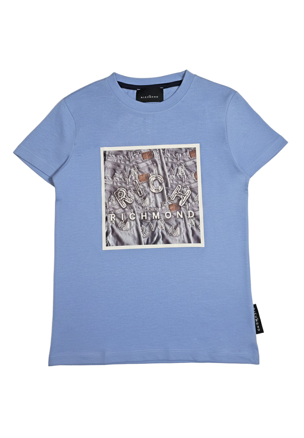 Light blue t-shirt for a child