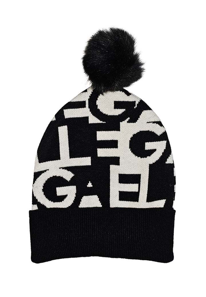 Gorro blanco y negro para niña