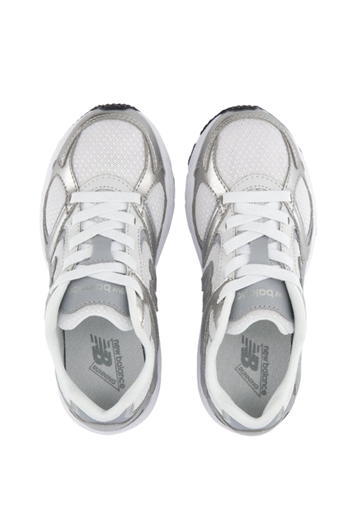 Silberschuhe für Mädchen