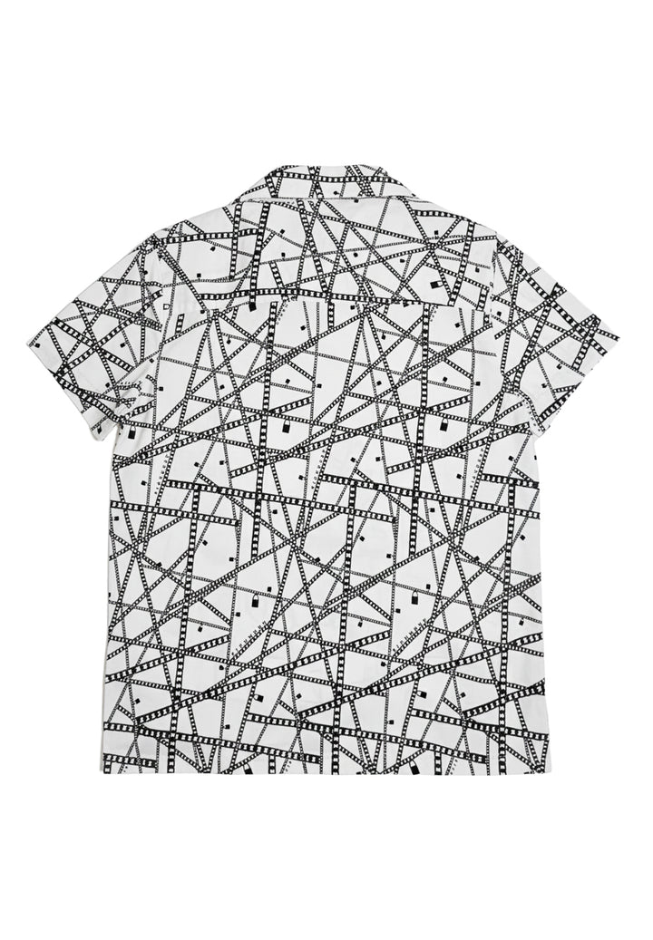 Camisa blanca para niño