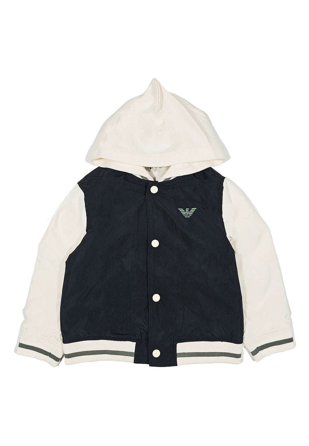 Chaqueta blanca y negra para niño