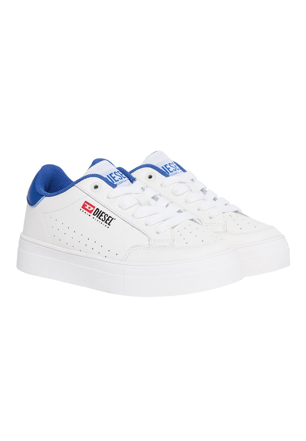 Zapatos blancos para niño