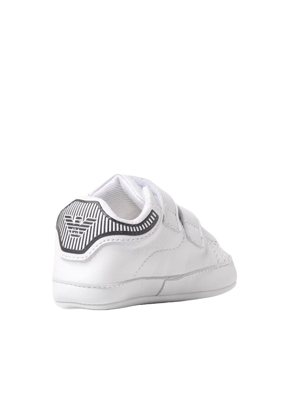 Chaussures blanches pour nouveau-nés