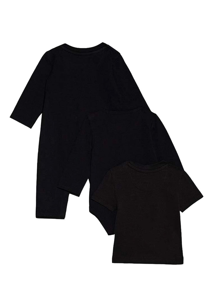 Conjunto negro para recién nacido