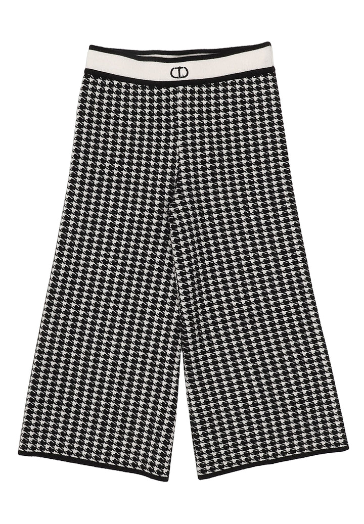 Pantalón blanco y negro para niña