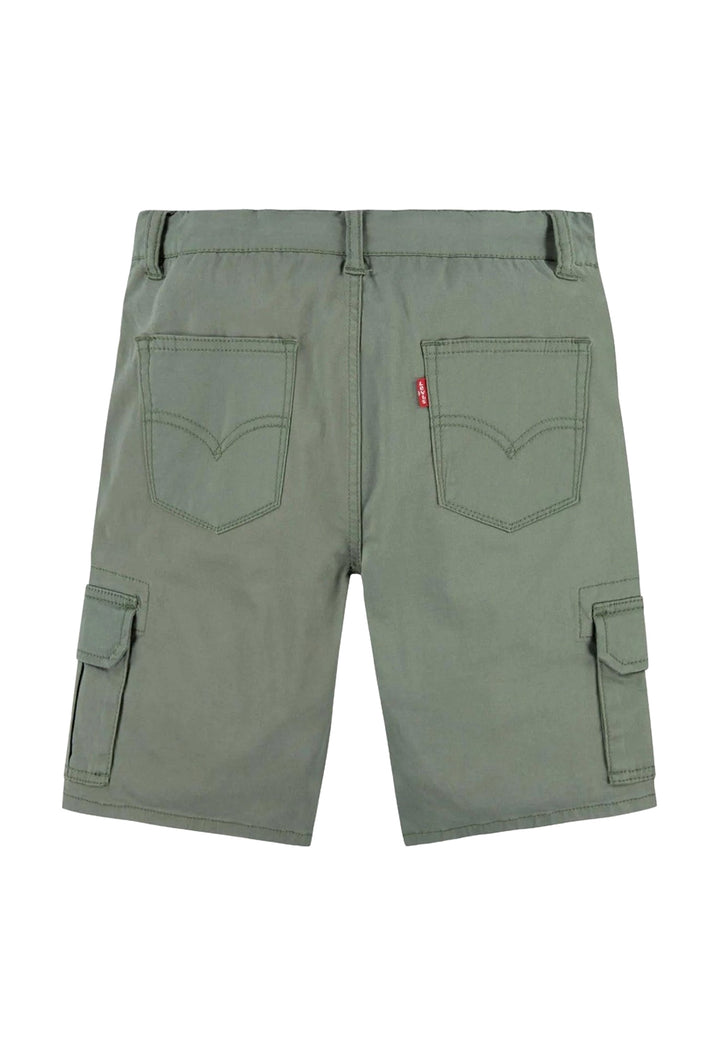 Bermudas verdes para niño