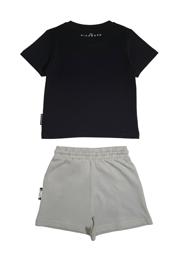 Conjunto negro y gris para niño
