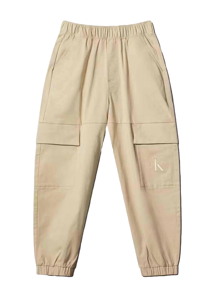Pantalón cargo beige para niño