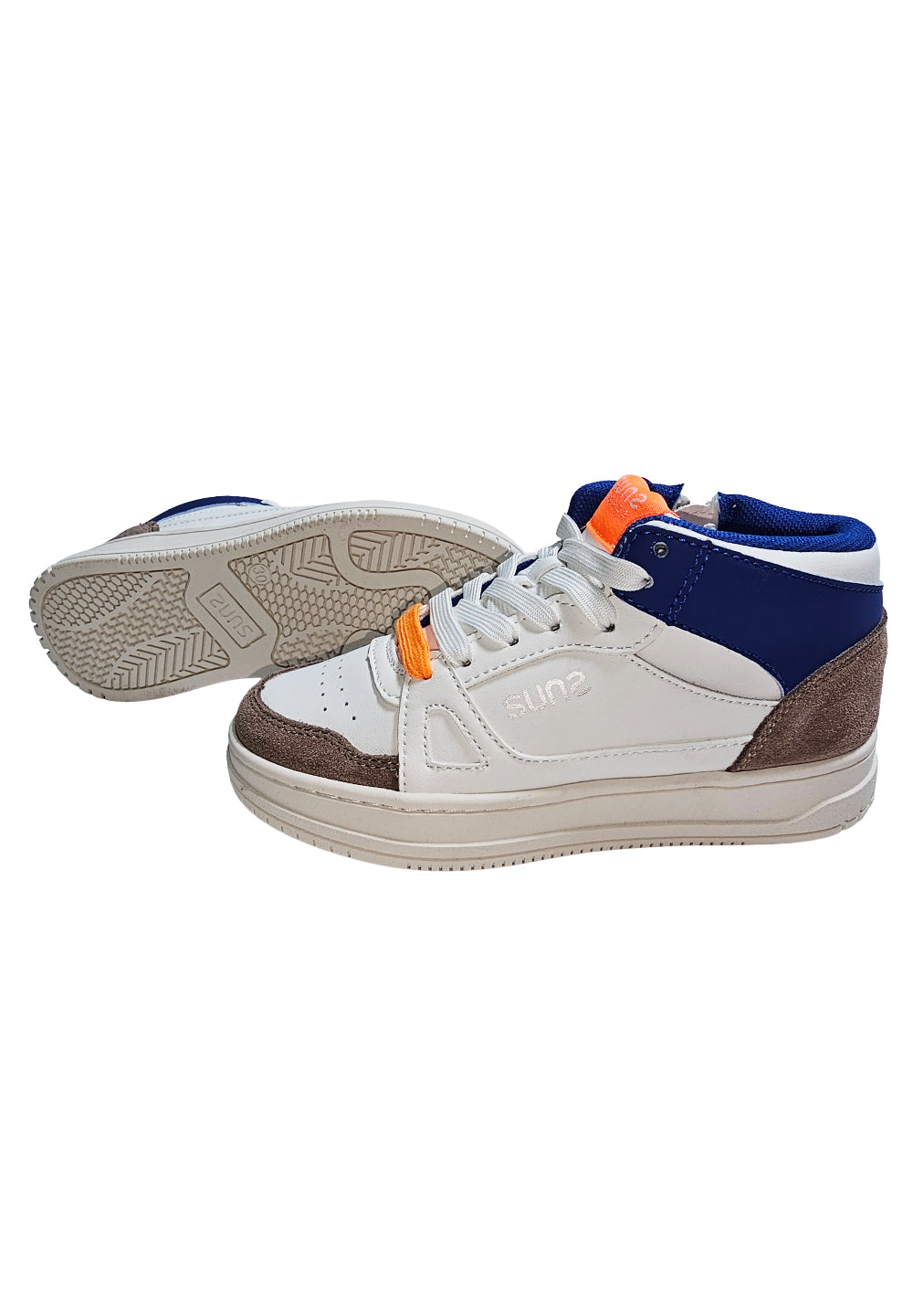 Zapatos blancos para niño