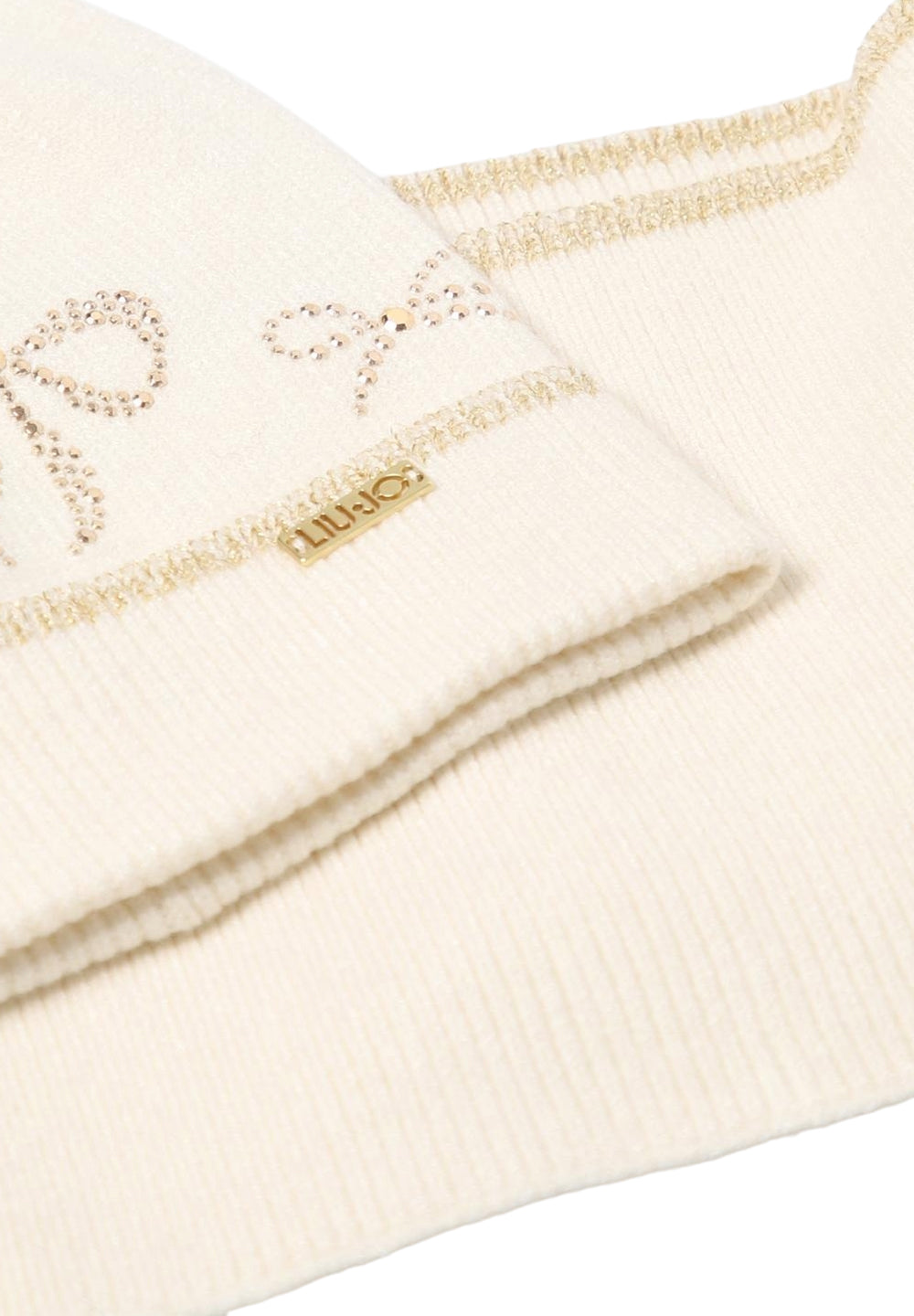 Conjunto de gorro crema para niña