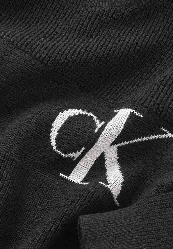 Pull noir pour enfant